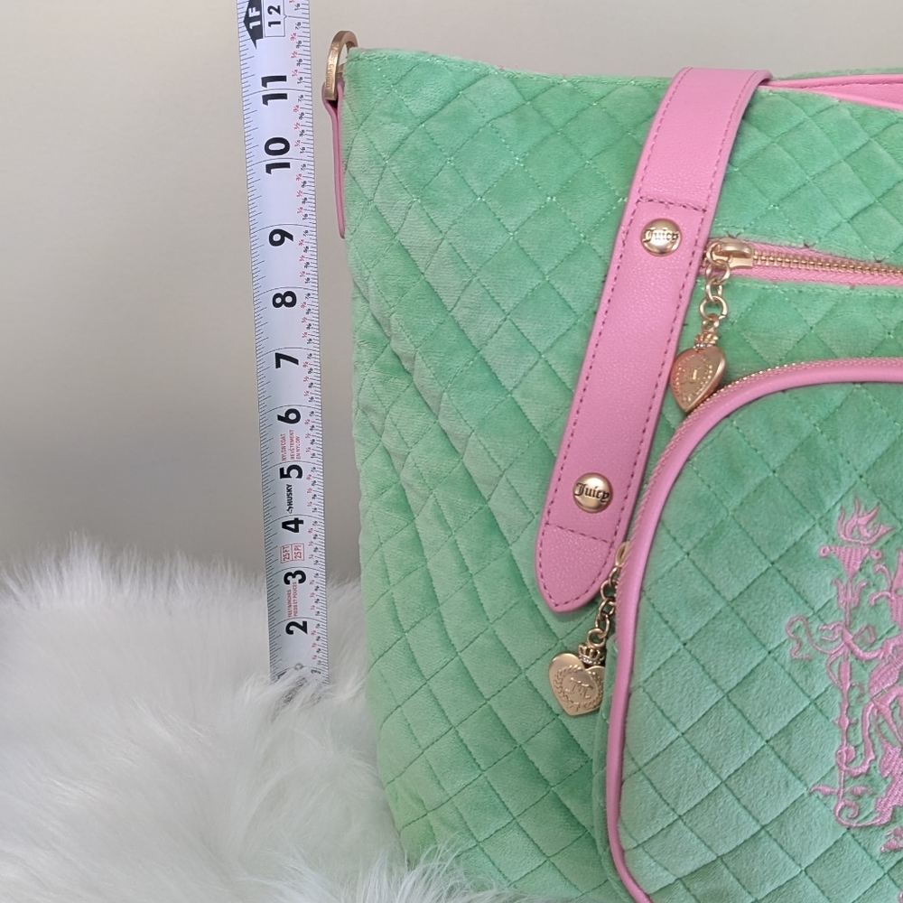 โSOLDโJuicy Couture Quilted Tale Weekender Tote, XL Bag w/ Crossbody Strap - Picture 15 of 17